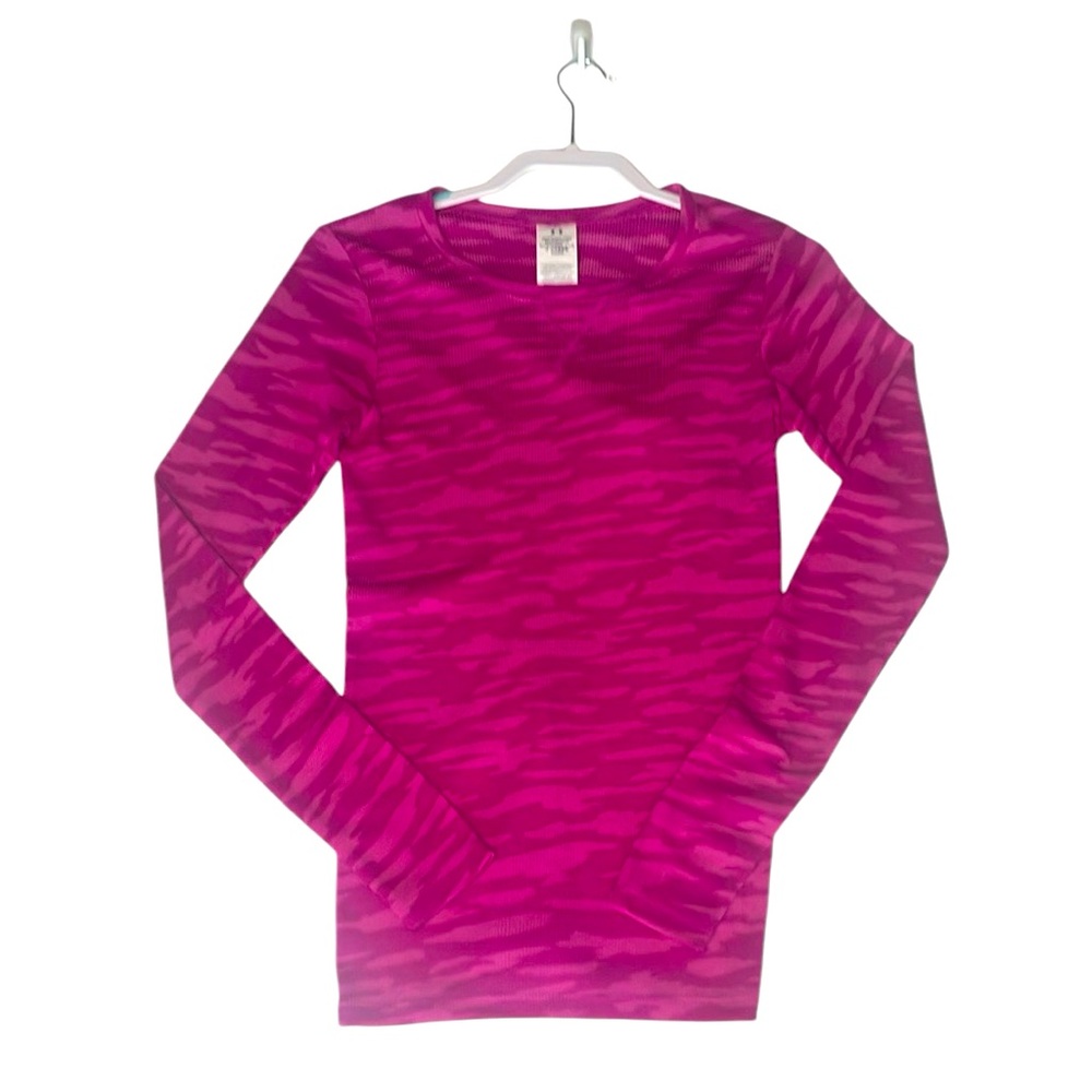 UNDER ARMOUR NWT Women’s Pink Camo Waffle Long Sleeve Lightweight Shirt  Small